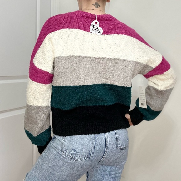 Multi Color Stripe pullover Sweater - Picture 7 of 9